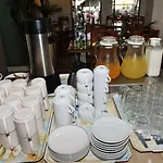 泽菲罗斯酒店 Kamári