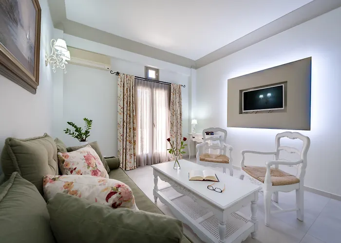 Zephyros Kamari (Santorini)