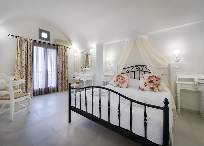 Hotel Zephyros Kamari (Santorini)