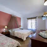 Zephyros Hotel