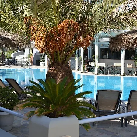 Zephyros 3* Kamari (Santorini)