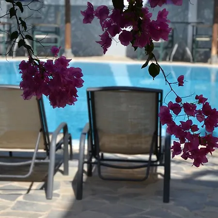 Zephyros Hotel
