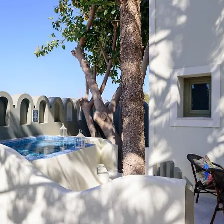 Zephyros Kamari (Santorini)