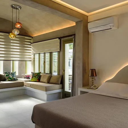 Zephyros 3* Kamari (Santorini)