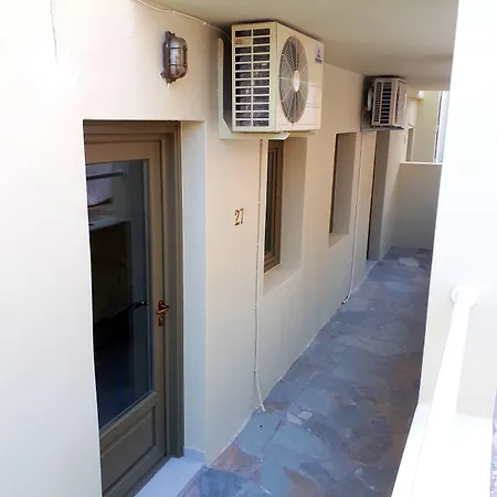 Hotel Zephyros Kamari (Santorini)