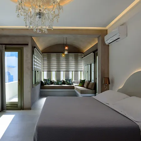 Zephyros 3* Kamari (Santorini)