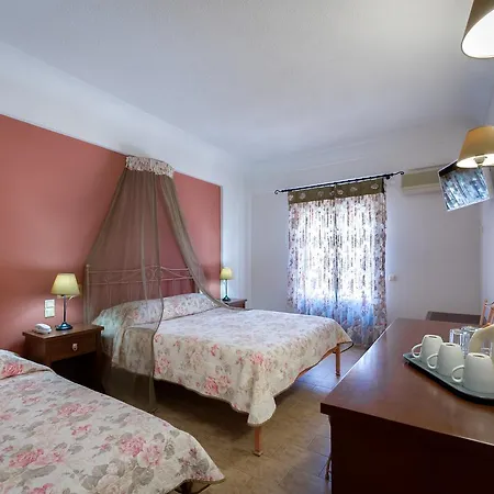 Zephyros Hotel 3*