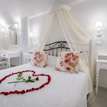 Zephyros Hotel