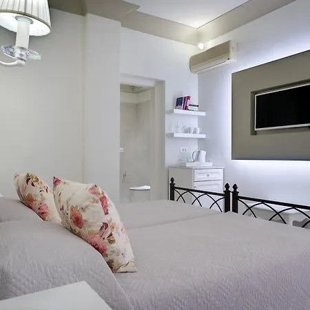 Zephyros Hotel