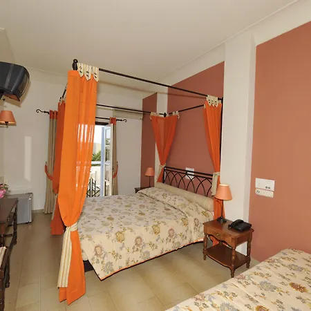 Hotel Zephyros Kamári