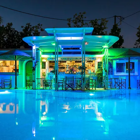 Zephyros Hotel Kamári