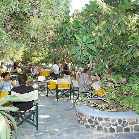 Zephyros Hotel Kamári