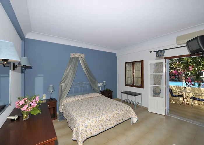 Zephyros 3* Камари