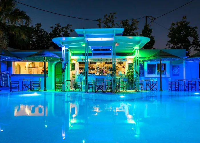 Zephyros Otel Kamári