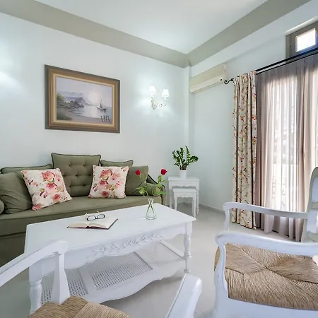 Отель Zephyros Камари