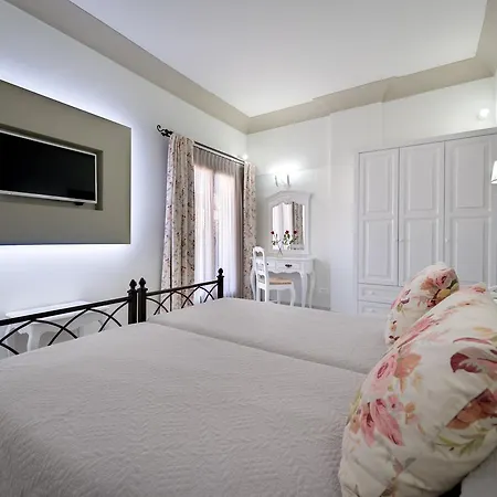 Zephyros Отель 3*